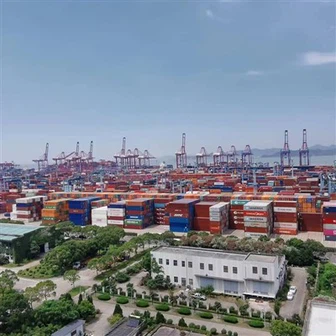 บริการขนส่งสินค้าทางทะเล